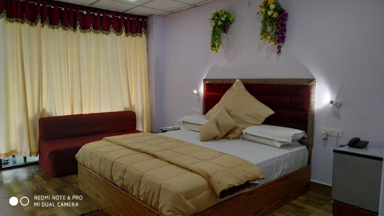 Coconhuts Beach Resort Lakshmanpur Exterior foto