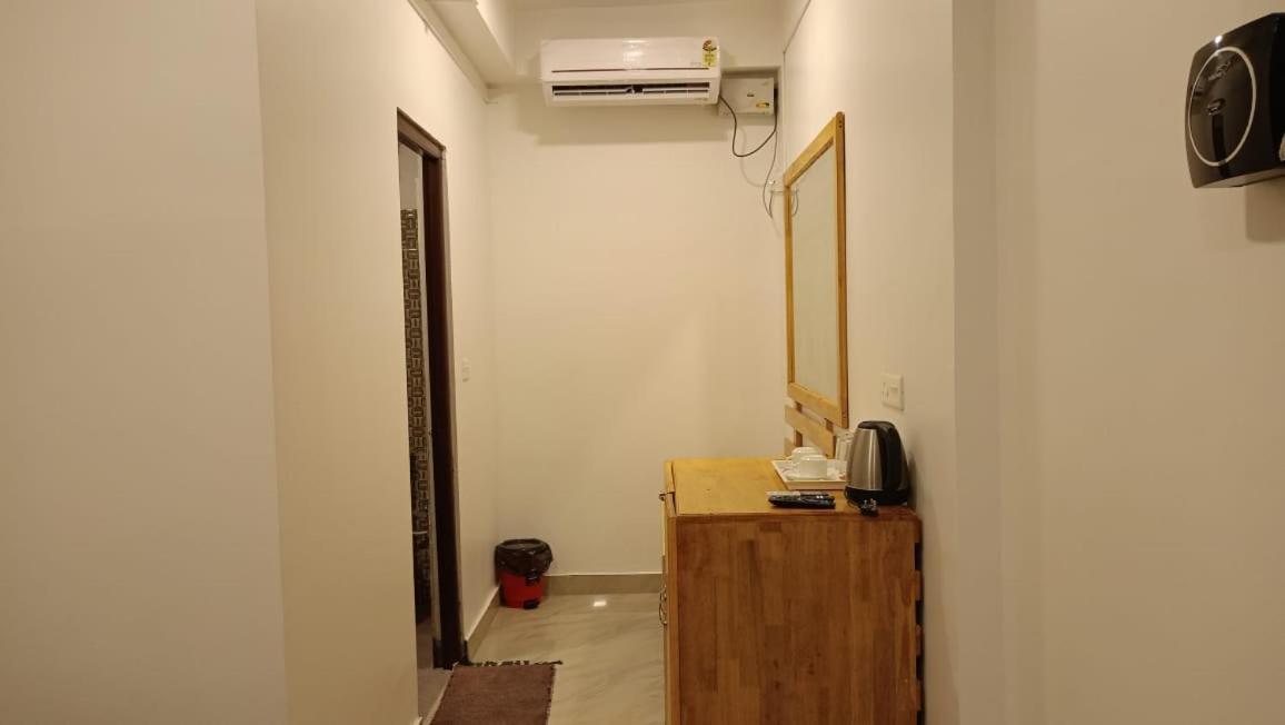 Coconhuts Beach Resort Lakshmanpur Exterior foto