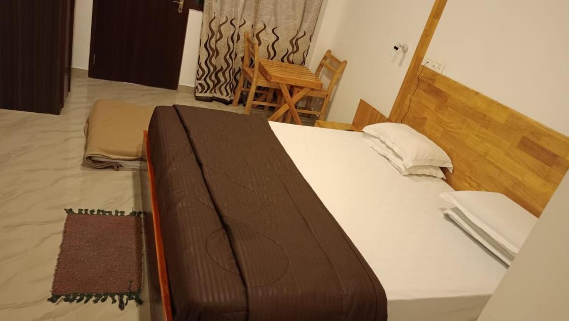 Coconhuts Beach Resort Lakshmanpur Exterior foto