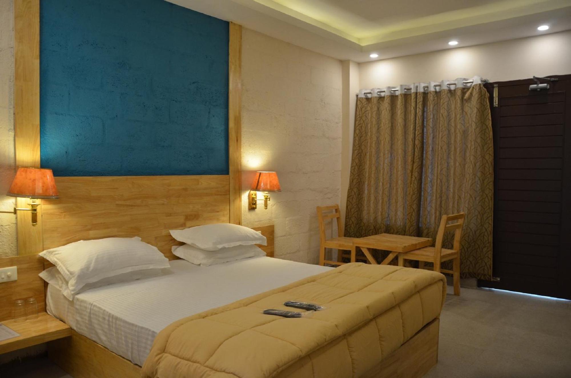 Coconhuts Beach Resort Lakshmanpur Exterior foto
